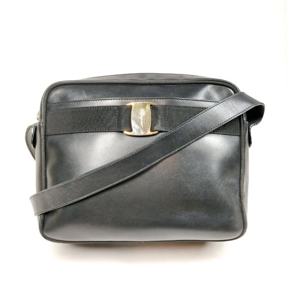 Ferragamo Shoulder Bag Black Leather 419507